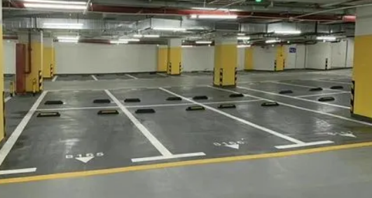 合肥办公大楼停车场标识划线？