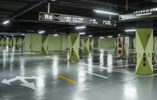 专业酒店门口车位道路划线，提升泊车体验与形象
