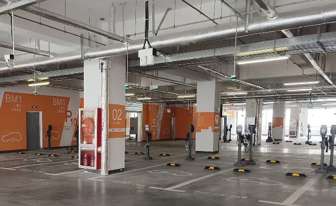 合肥4S店道路划线与车位划线？专业施工团队
