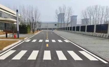 合肥工厂划线难题？专业团队打造抗压耐磨标线